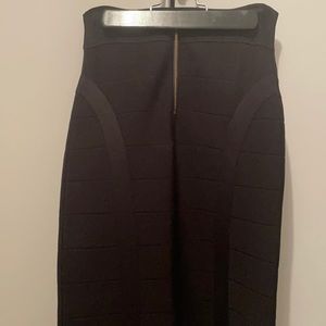 Brand new BEBE skirt in black